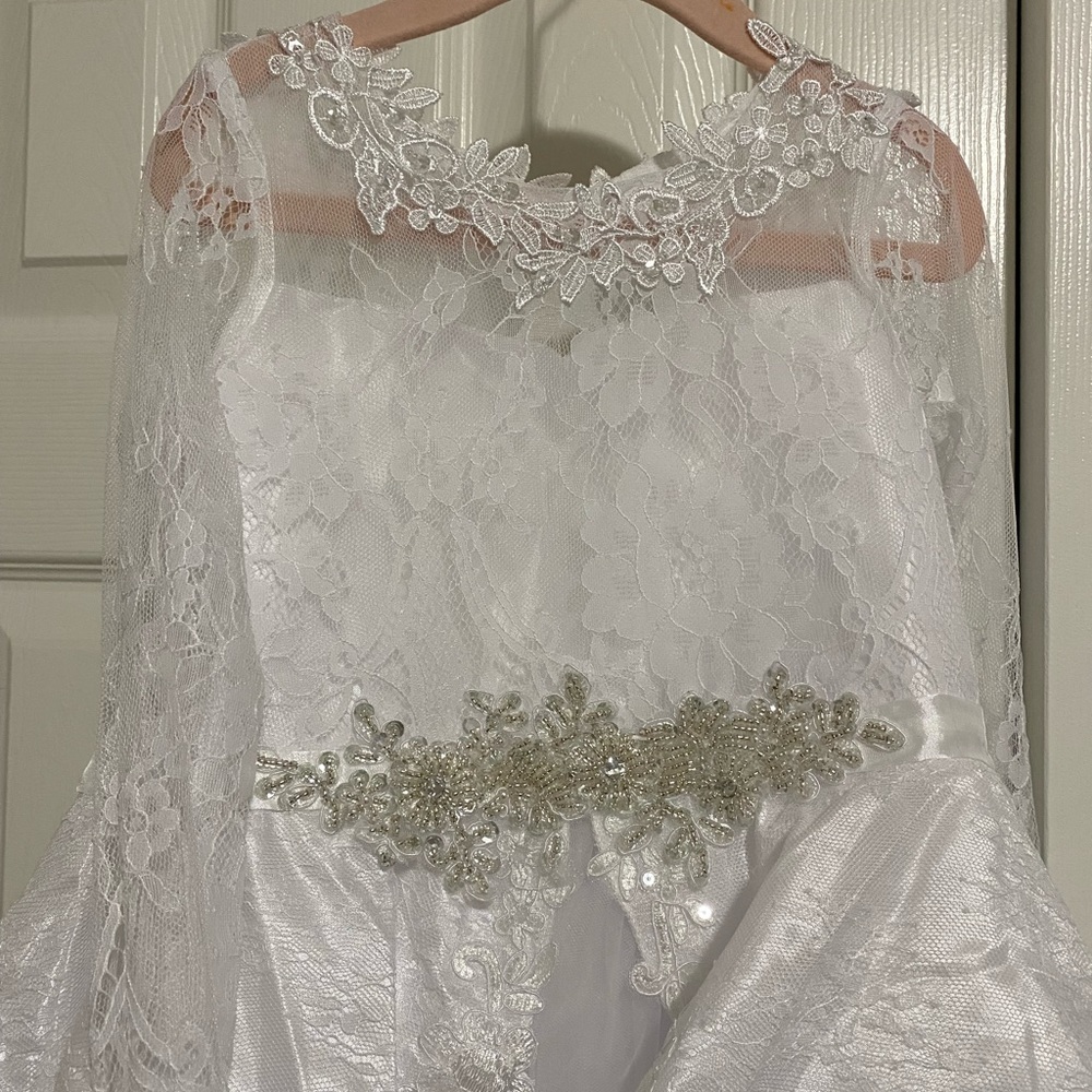 Girls gown sz 6-8
